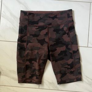 Lululemon Camo Print Bike Short size 8